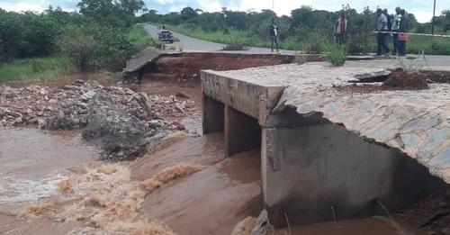 You are currently viewing Construction of a footbridge in Mufulira almost complete
