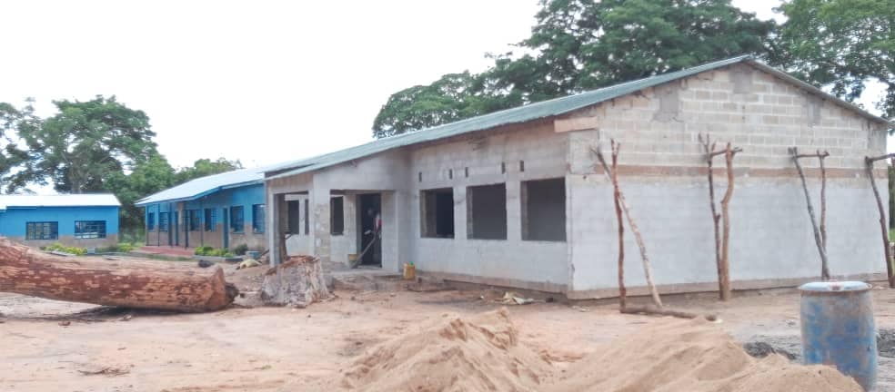 You are currently viewing Vubwi DC calls for completion of uncompleted schools in the district