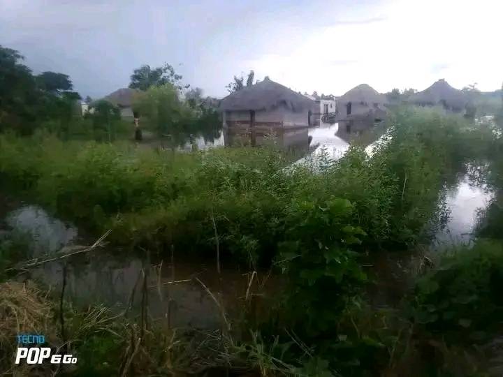 Read more about the article 30 houses submerge in Kaputa