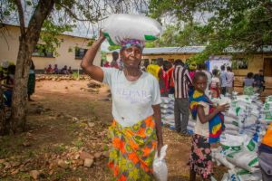 Read more about the article Zambezi DC happy with relief food distribution 