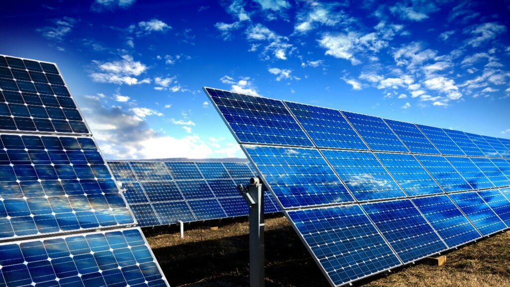 Read more about the article Businesses urged to embrace Solar power