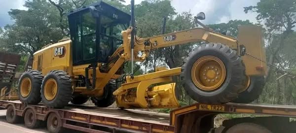 Read more about the article ZAMBEZI TOWN COUNCIL PROCURES EARTH MOVING EQUIPMENT