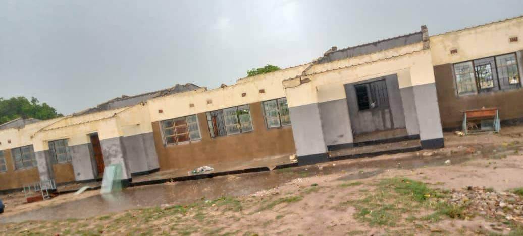 Read more about the article HEAVY STORM BLOWS OFF CLASSROOM BLOCK ROOF