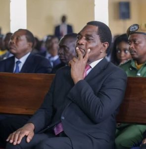 Read more about the article PRESIDENT HICHILEMA MOURNS CHIEF KAMBWALI