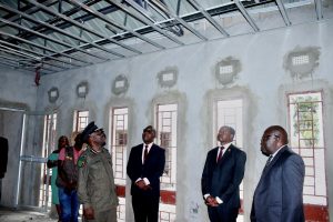 Read more about the article MWEETWA HAPPY WITH CONTRACTOR WORKING ON HAKAINDE HICHILEMA HOSPITAL IN MONGU 