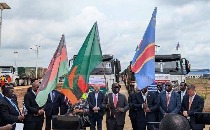 Read more about the article GOVT. FLAGS OFF THE EXPORTATION OF FERTILIZER TO MALAWI AND CONGO