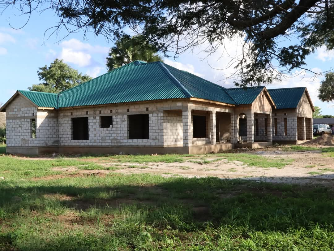 Read more about the article BUILDING OF CHIEF MUCHILA’S PLALACE IN NAMWALA ADVANCE