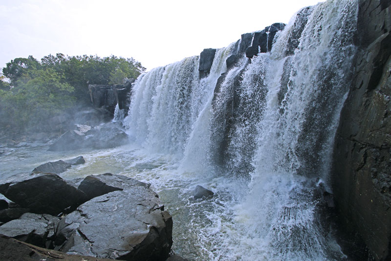 You are currently viewing A CANADIAN DIPLOMAT URGES TO HARNESS TOURISM IN NORTHERN PROVINCE